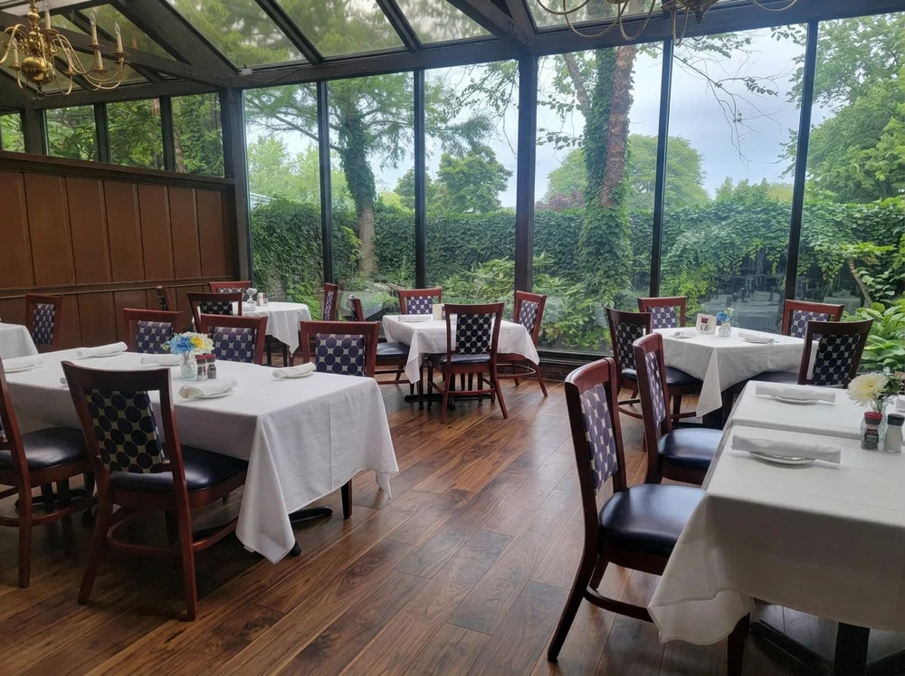 Original Conservatory restaurant before renovation
